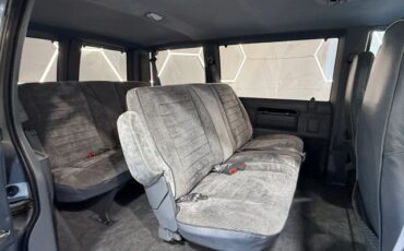 Chevrolet-Astro-1990-Standard-Cargo-Van-37