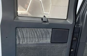 Chevrolet-Astro-1990-Standard-Cargo-Van-39