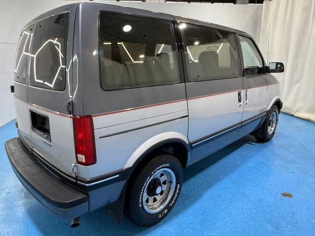 Chevrolet-Astro-1990-Standard-Cargo-Van-8