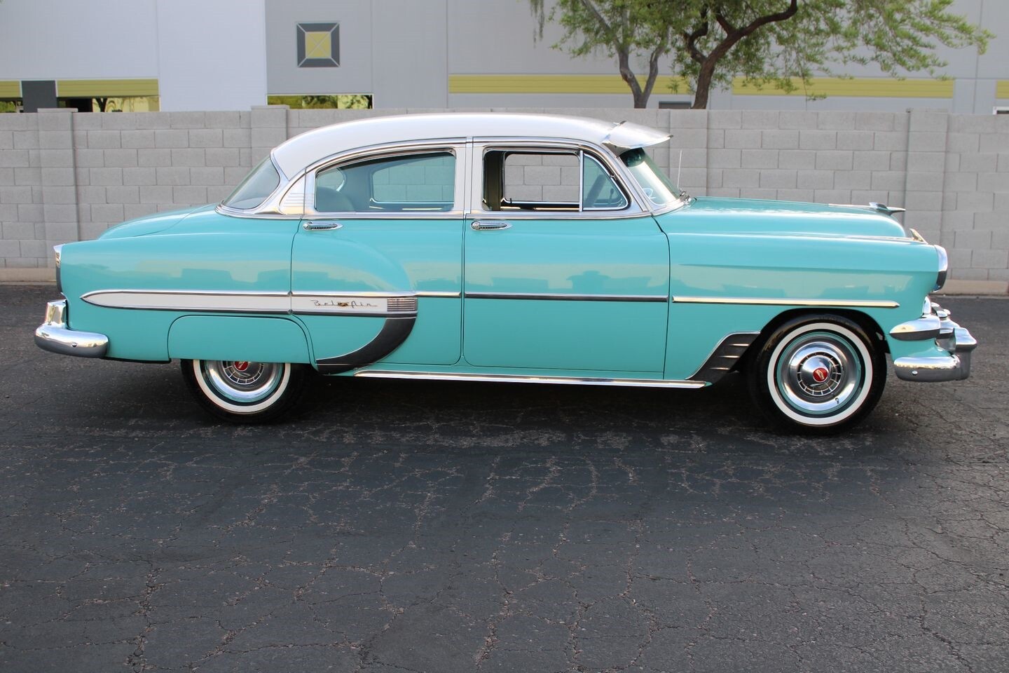 Chevrolet-Bel-Air150210-1954-Sedan-1