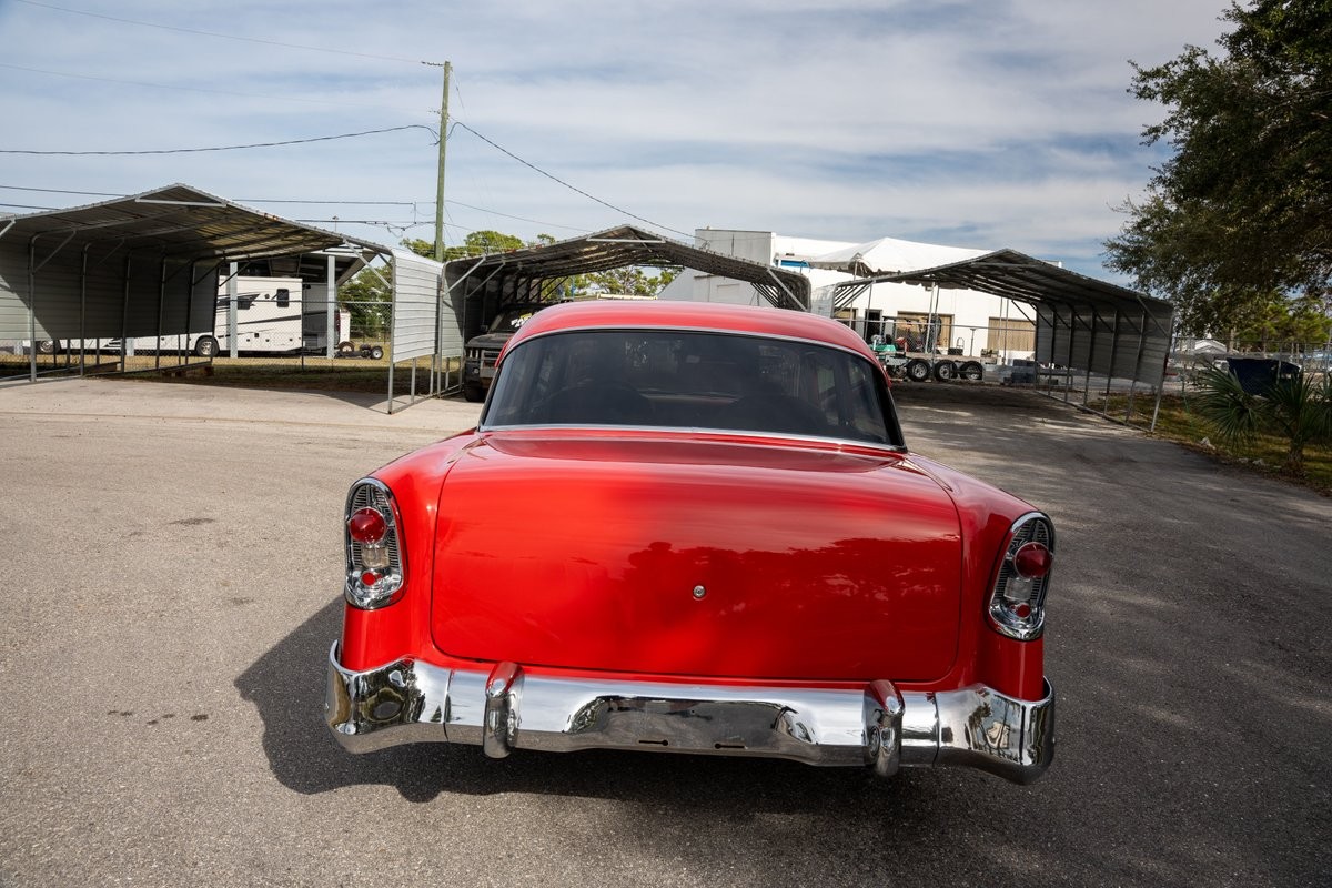 Chevrolet-Bel-Air150210-1956-Sedan-15