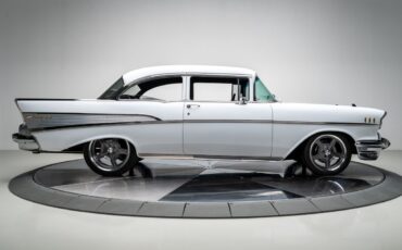 Chevrolet-Bel-Air150210-1957-Sedan-15