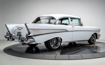 Chevrolet-Bel-Air150210-1957-Sedan-17