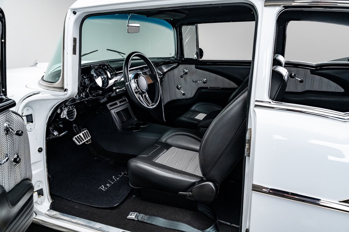 Chevrolet-Bel-Air150210-1957-Sedan-2