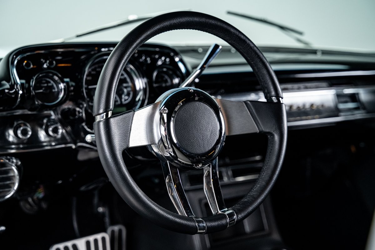 Chevrolet-Bel-Air150210-1957-Sedan-3