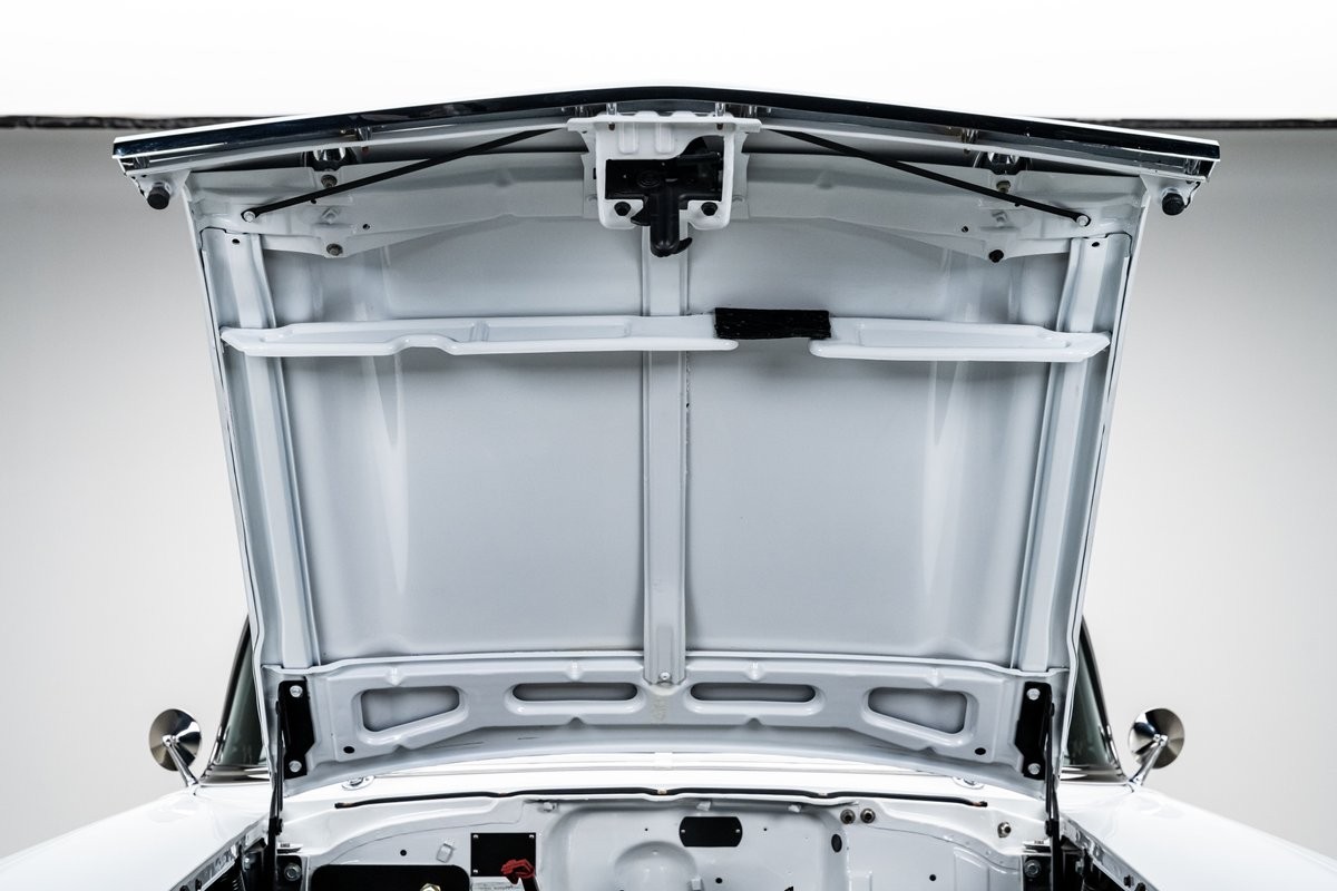 Chevrolet-Bel-Air150210-1957-Sedan-35