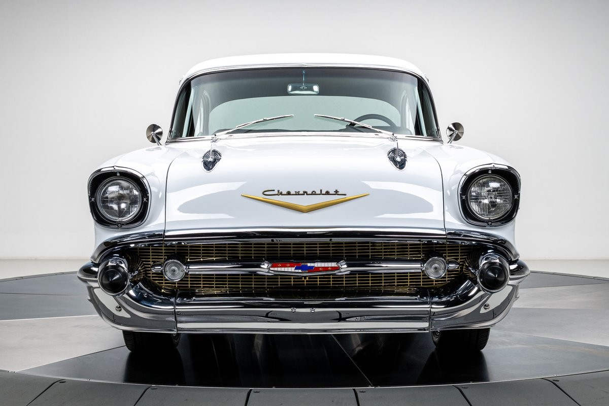 Chevrolet-Bel-Air150210-1957-Sedan-6