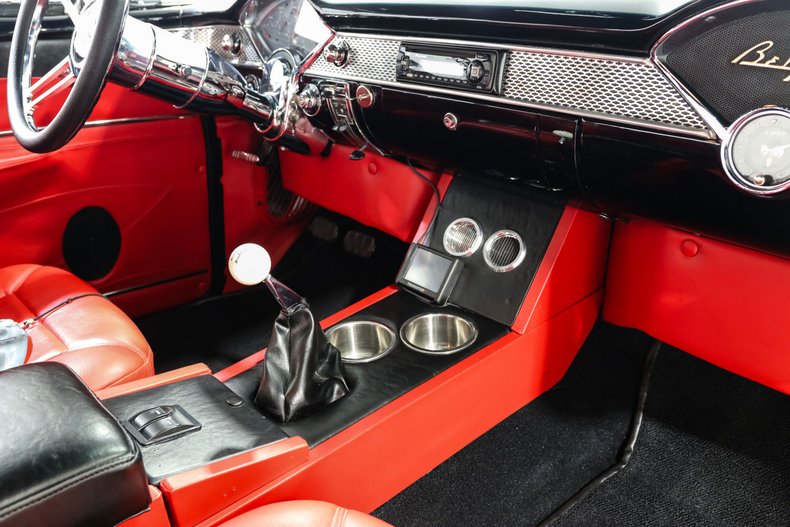Chevrolet-Bel-air-1956-Black-Red-33