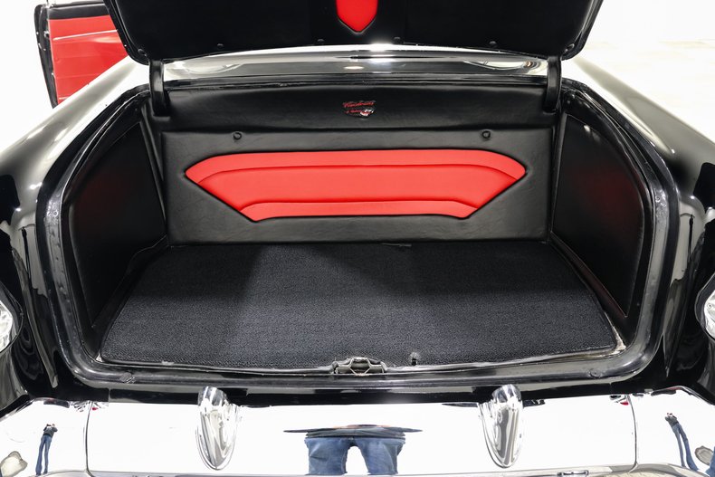 Chevrolet-Bel-air-1956-Black-Red-38