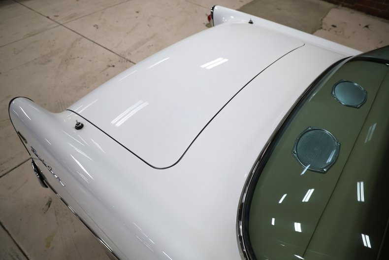 Chevrolet-Bel-air-1956-Dusk-Plum-Light-Beige-12