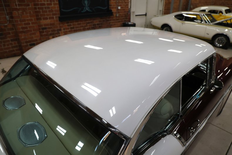 Chevrolet-Bel-air-1956-Dusk-Plum-Light-Beige-3