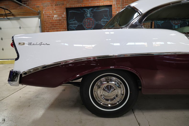 Chevrolet-Bel-air-1956-Dusk-Plum-Light-Beige-37