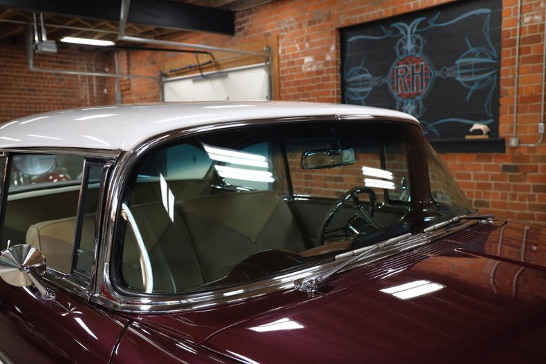 Chevrolet-Bel-air-1956-Dusk-Plum-Light-Beige-39