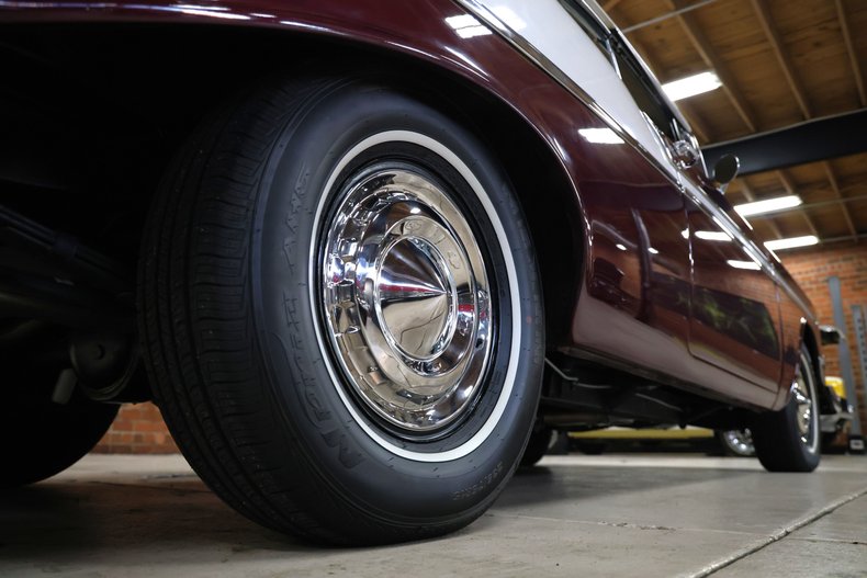 Chevrolet-Bel-air-1956-Dusk-Plum-Light-Beige-9