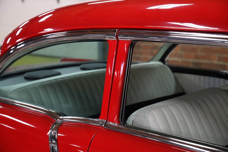 Chevrolet-Bel-air-1956-Red-White-31
