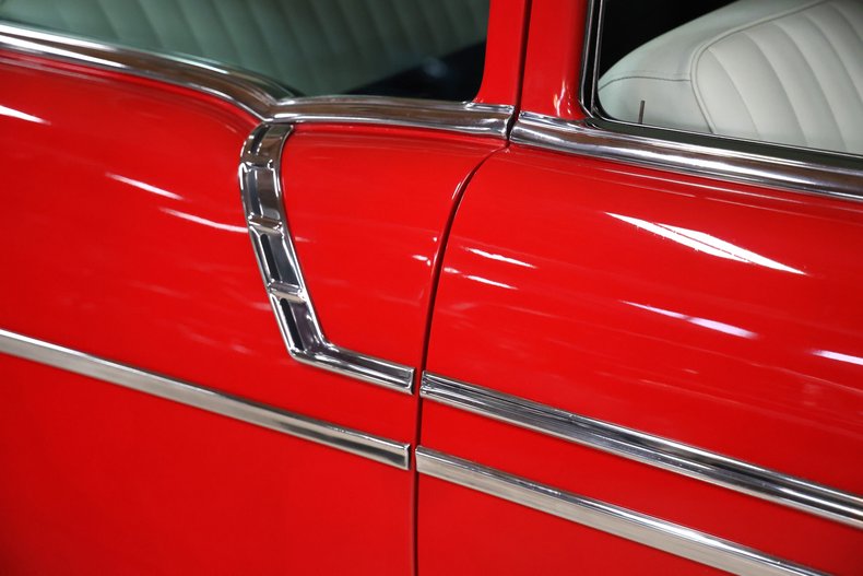 Chevrolet-Bel-air-1956-Red-White-32