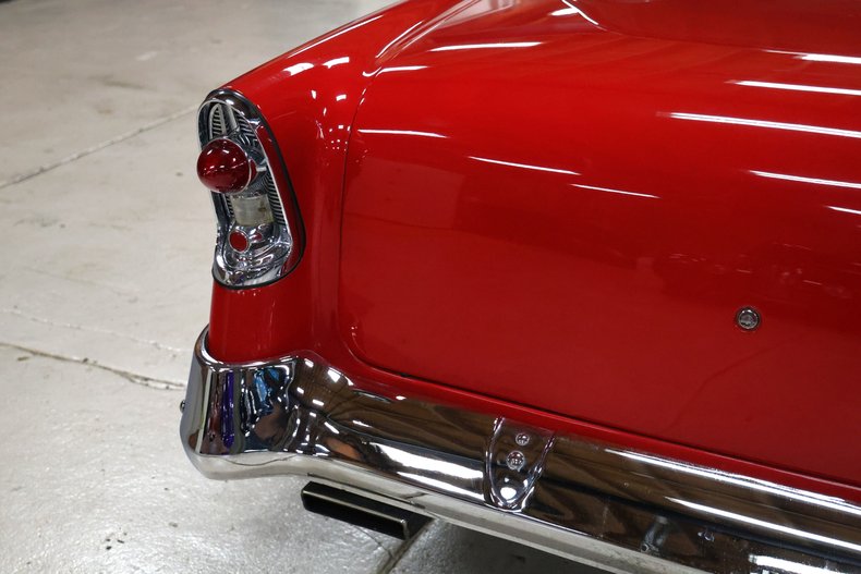 Chevrolet-Bel-air-1956-Red-White-43