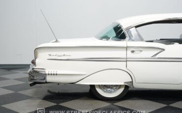 Chevrolet-Bel-air-1958-Snowcrest-White-Silver-2