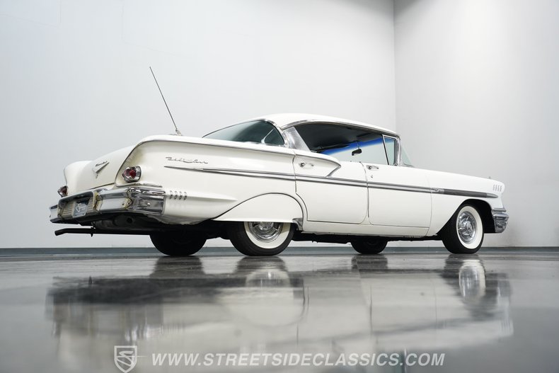 Chevrolet-Bel-air-1958-Snowcrest-White-Silver-27