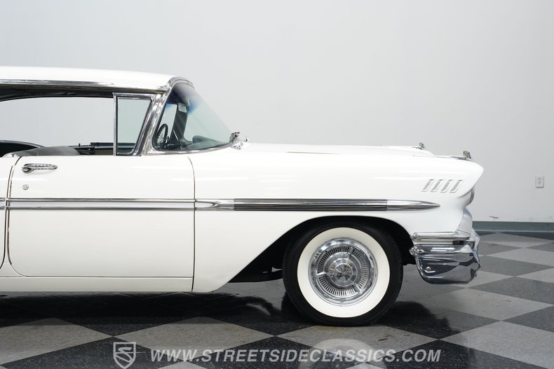 Chevrolet-Bel-air-1958-Snowcrest-White-Silver-28