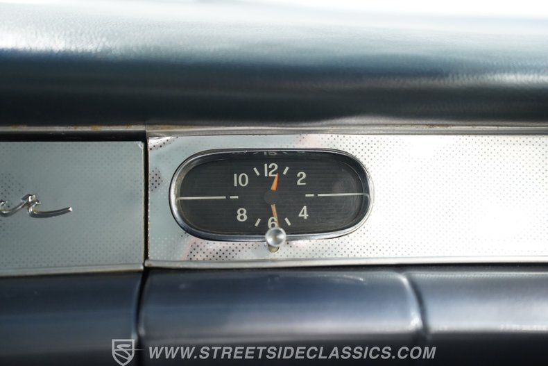 Chevrolet-Bel-air-1958-Snowcrest-White-Silver-39