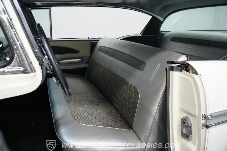 Chevrolet-Bel-air-1958-Snowcrest-White-Silver-41