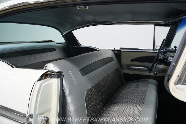 Chevrolet-Bel-air-1958-Snowcrest-White-Silver-45