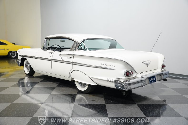 Chevrolet-Bel-air-1958-Snowcrest-White-Silver-47