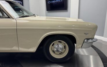 Chevrolet-Biscayne-1966-11