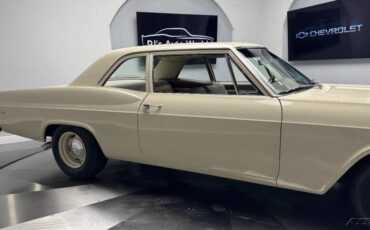 Chevrolet-Biscayne-1966-12