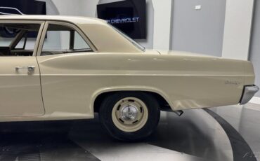 Chevrolet-Biscayne-1966-20