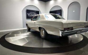 Chevrolet-Biscayne-1966-3