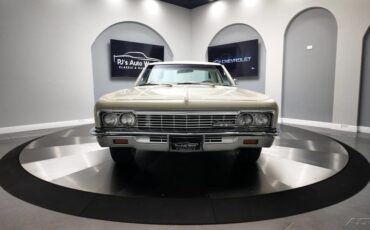 Chevrolet-Biscayne-1966-7