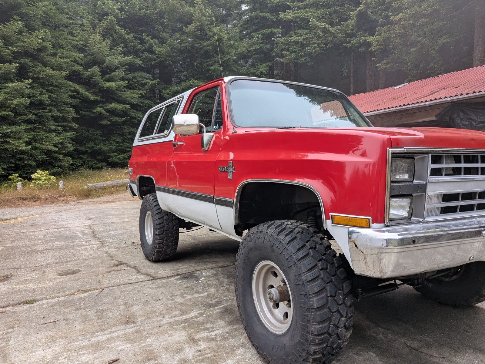 Chevrolet-Blazer-1985-SUV-2