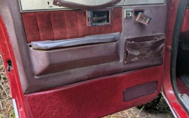 Chevrolet-Blazer-1985-SUV-9