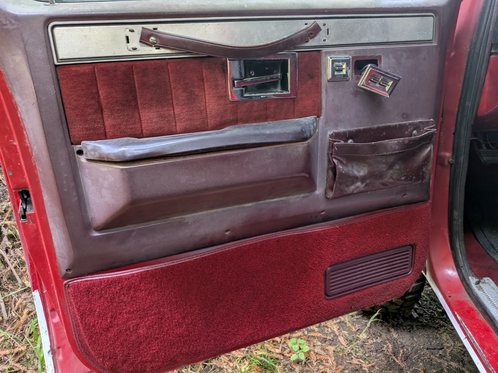 Chevrolet-Blazer-1985-SUV-9