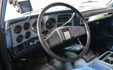 Chevrolet-Blazer-1986-SUV-15