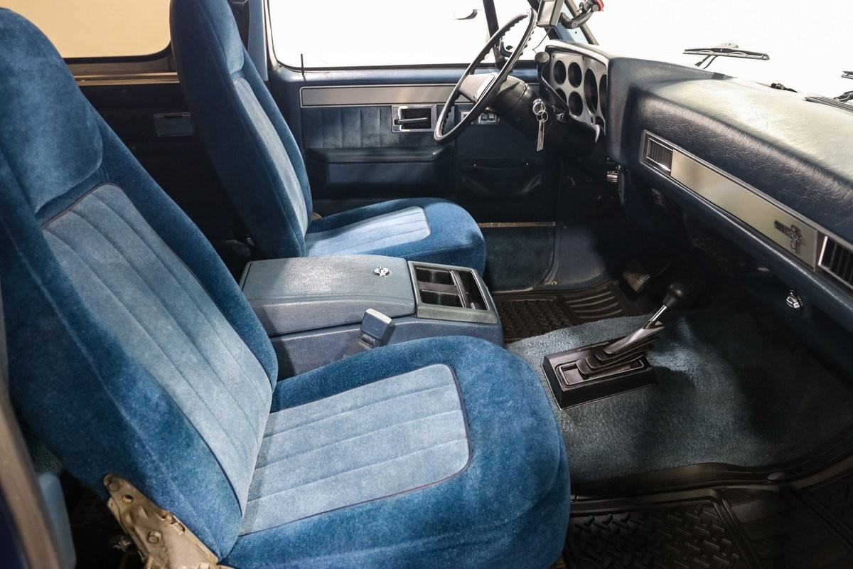 Chevrolet-Blazer-1986-SUV-20