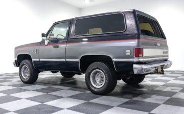 Chevrolet-Blazer-1986-SUV-4