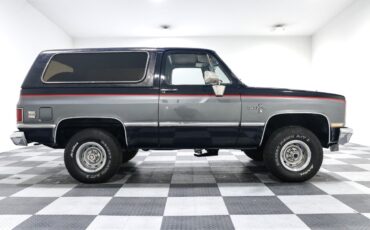 Chevrolet-Blazer-1986-SUV-7