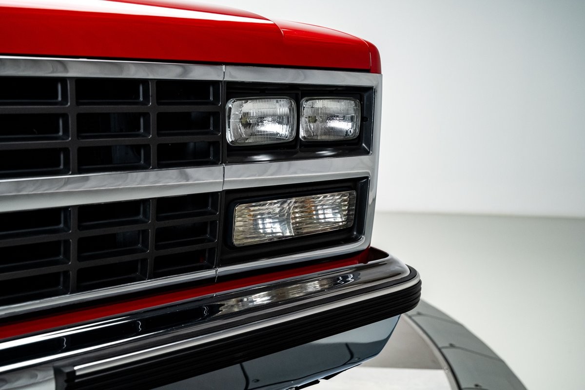 Chevrolet-Blazer-1989-SUV-10