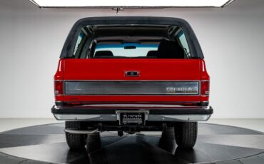 Chevrolet-Blazer-1989-SUV-16