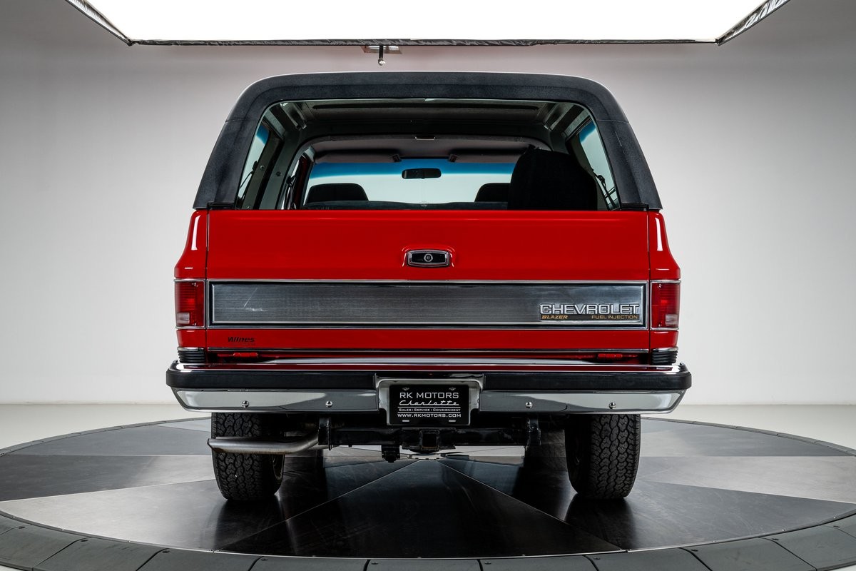 Chevrolet-Blazer-1989-SUV-16