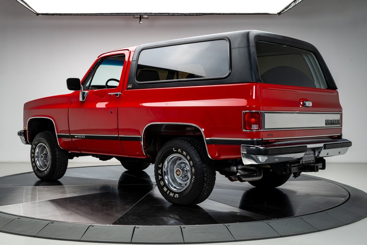 Chevrolet-Blazer-1989-SUV-18