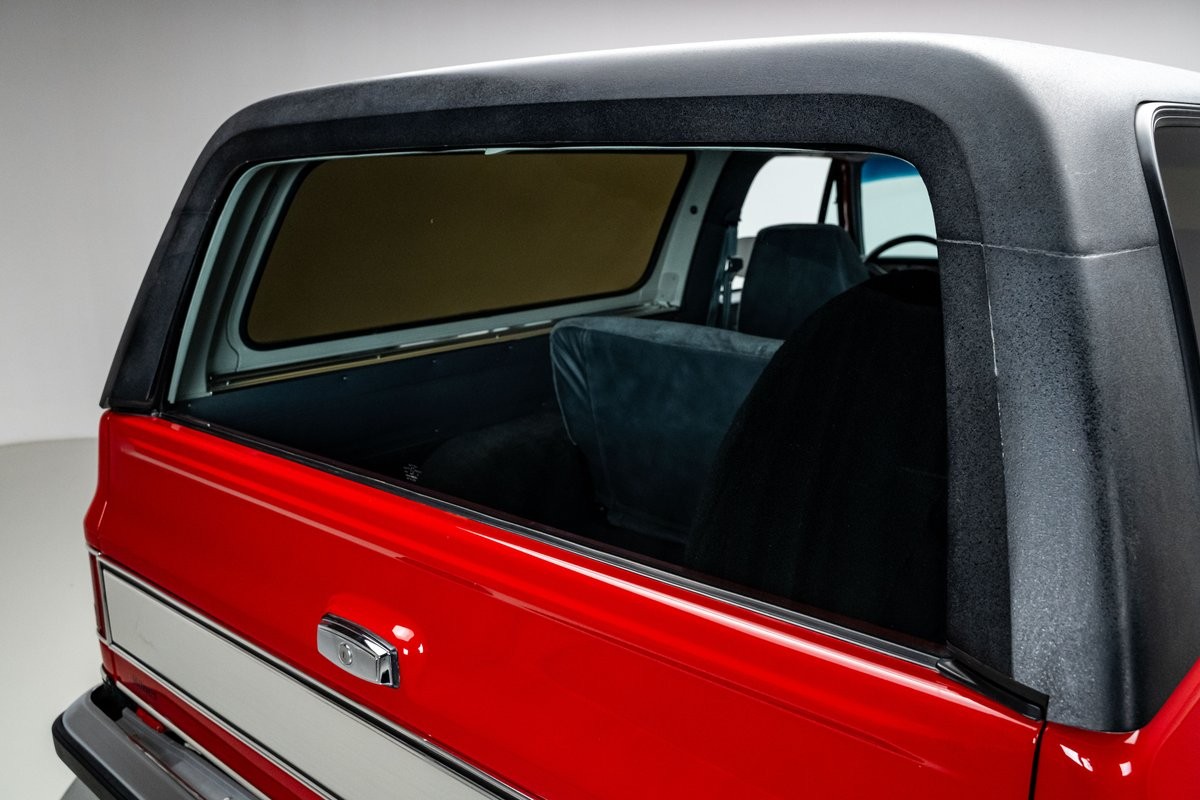 Chevrolet-Blazer-1989-SUV-20