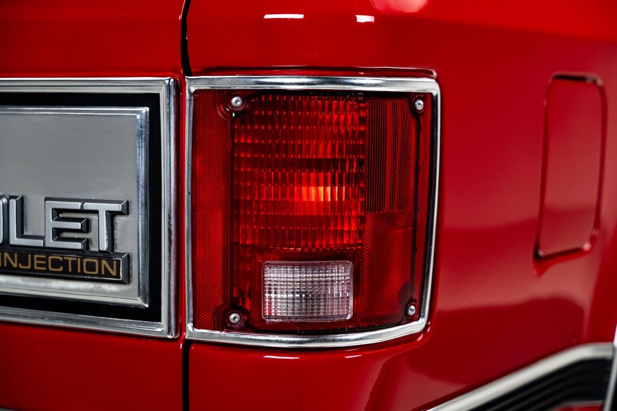 Chevrolet-Blazer-1989-SUV-22