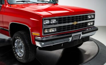 Chevrolet-Blazer-1989-SUV-9