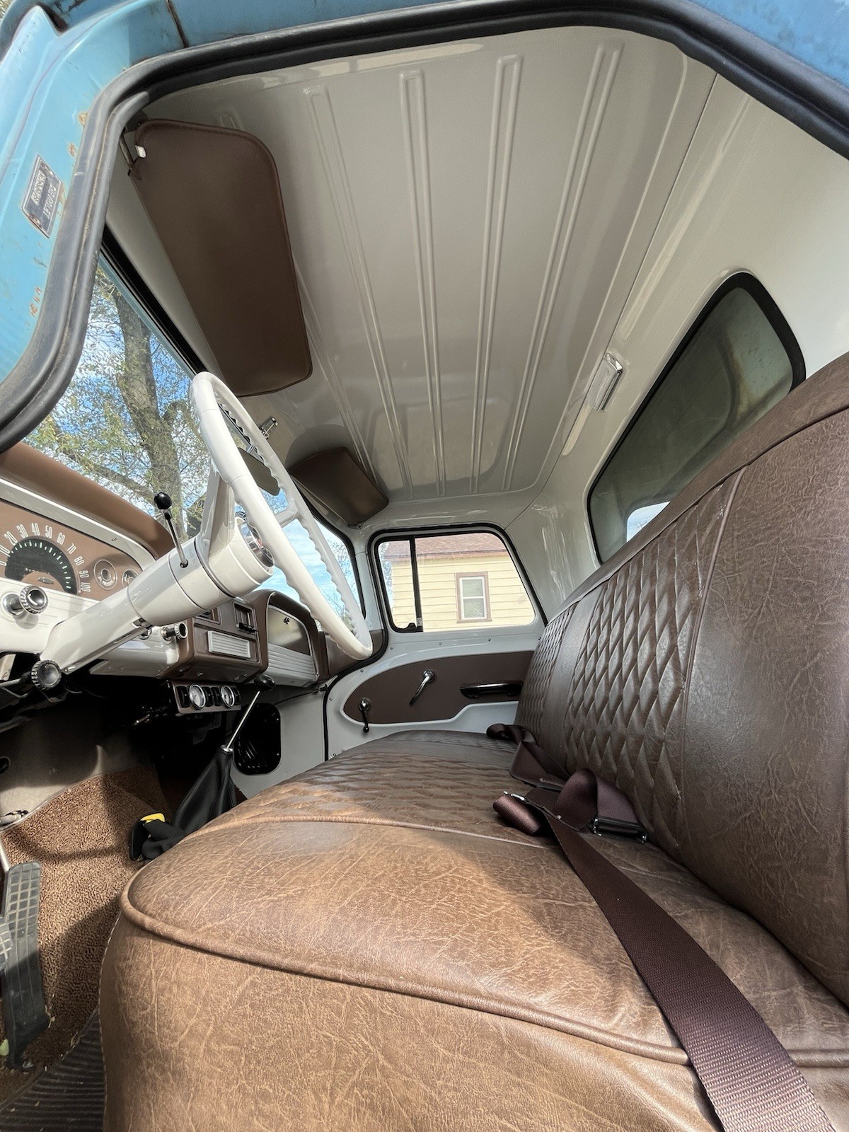 Chevrolet-C-10-1960-Commercial-Vehicle-10