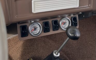 Chevrolet-C-10-1960-Commercial-Vehicle-11