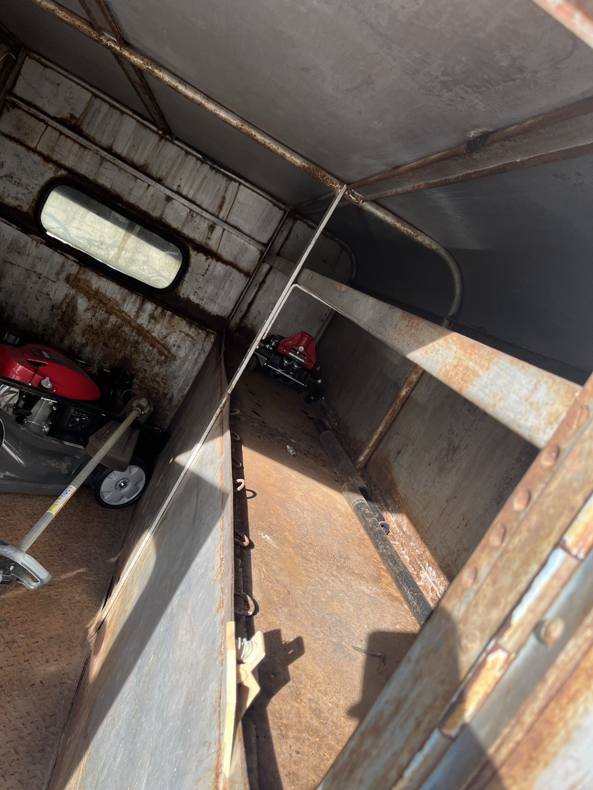 Chevrolet-C-10-1960-Commercial-Vehicle-21